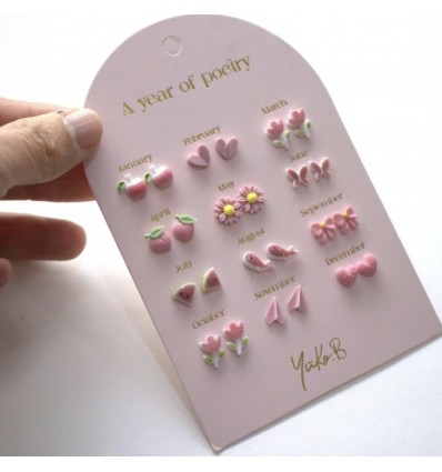 12 paires de boucles d'oreilles Roses - Yuko B